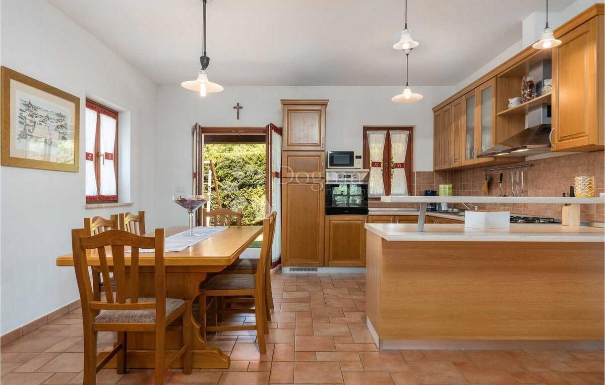Casa Tinjan, 162m2