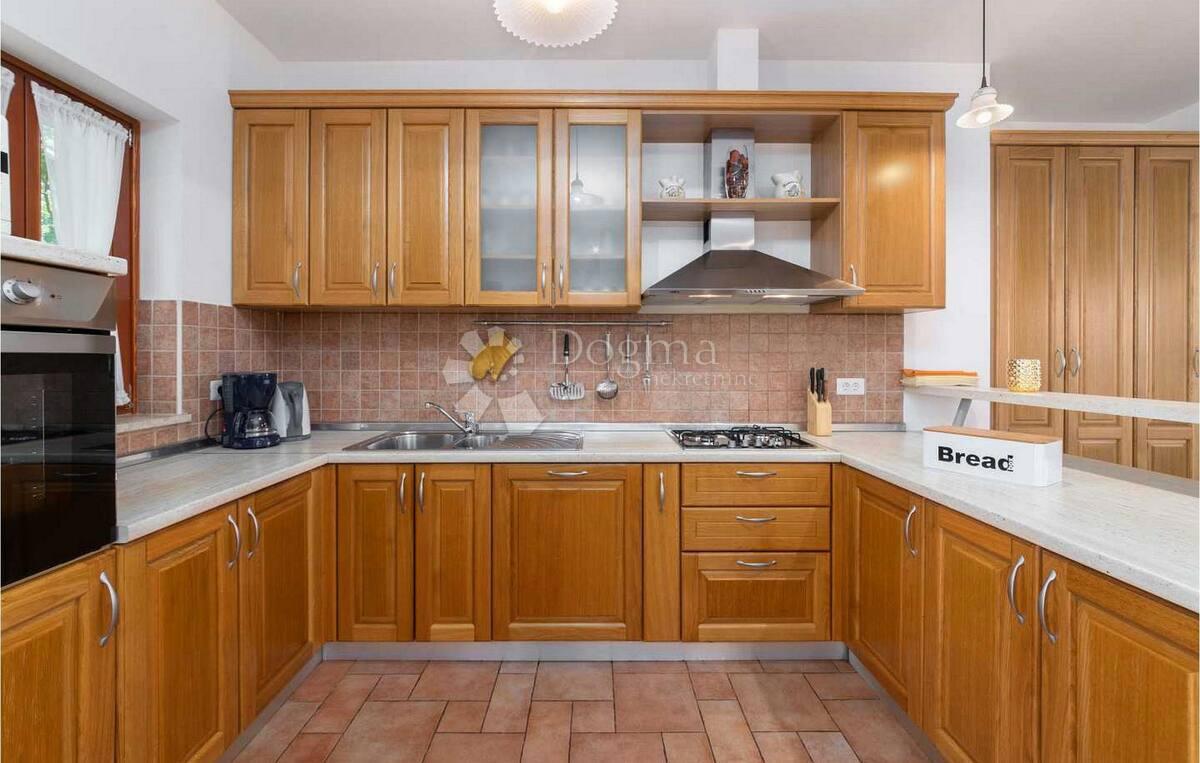 Casa Tinjan, 162m2