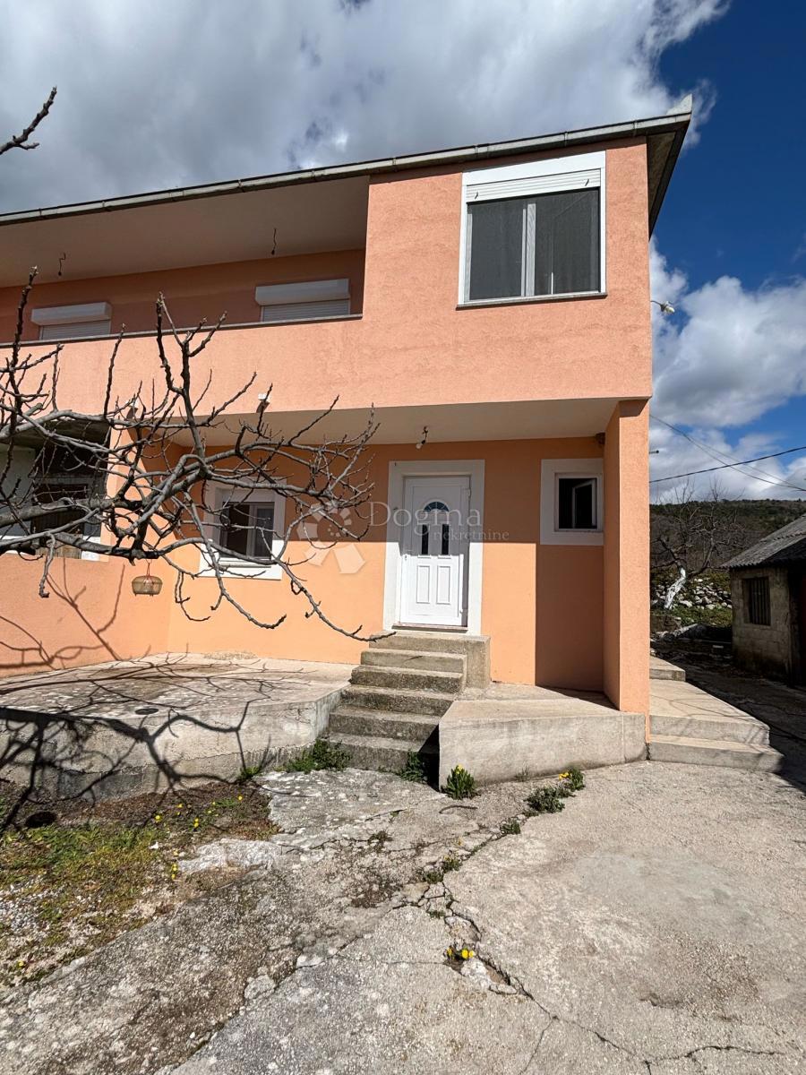Casa Gornji Muć, Muć, 240m2