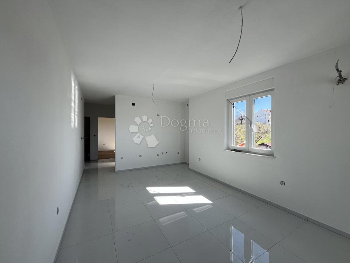 Appartamento Novi Vinodolski, 65,67m2