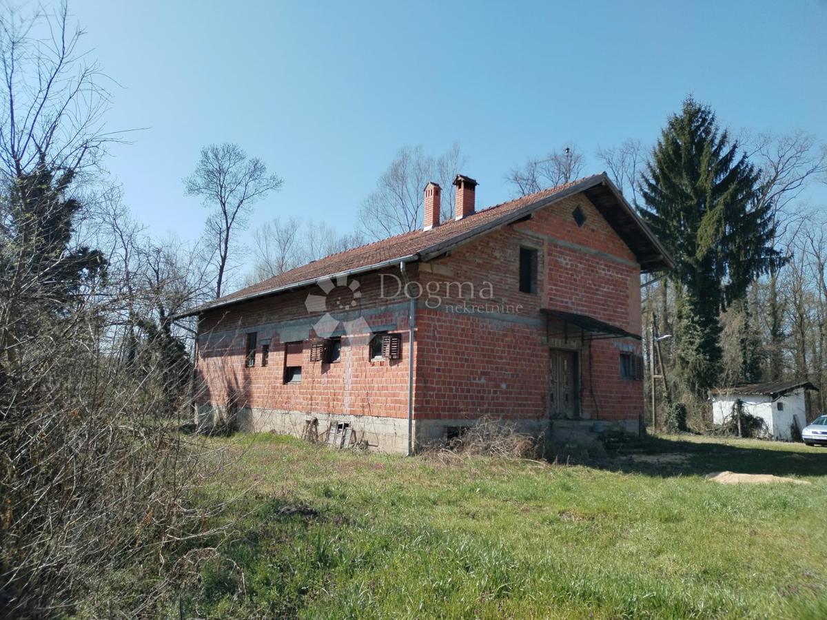 Casa Novačka, Gola, 13.800m2