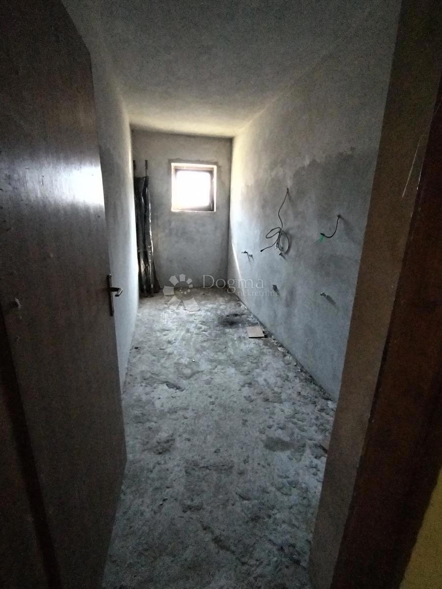 Casa Novačka, Gola, 13.800m2