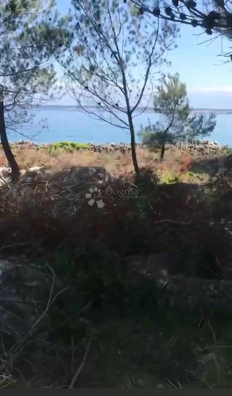 Terreno a 100 metri dal mare - Mali Lukoran