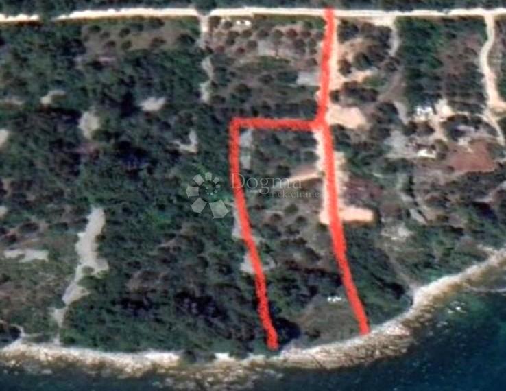 Terreno a 100 metri dal mare - Mali Lukoran