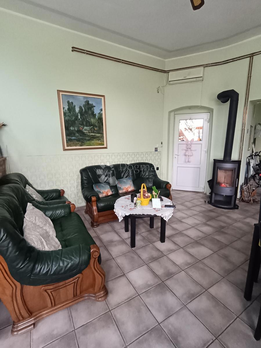 Casa Zmajevac, Kneževi Vinogradi, 730m2