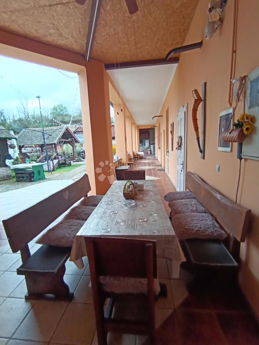 Casa Zmajevac, Kneževi Vinogradi, 730m2