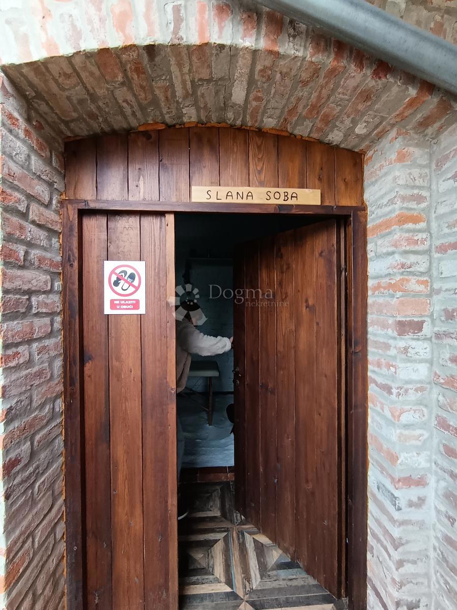 Casa Zmajevac, Kneževi Vinogradi, 730m2