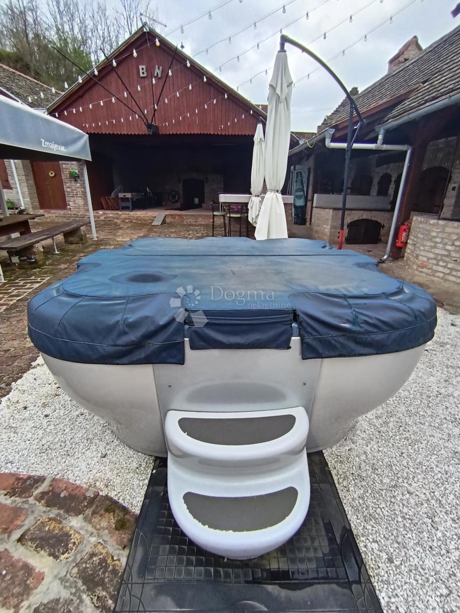 Casa Zmajevac, Kneževi Vinogradi, 730m2