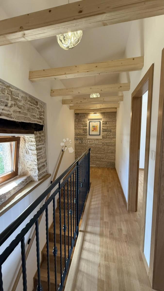 BELLISSIMA CASA IN PIETRA RISTRUTTURATA