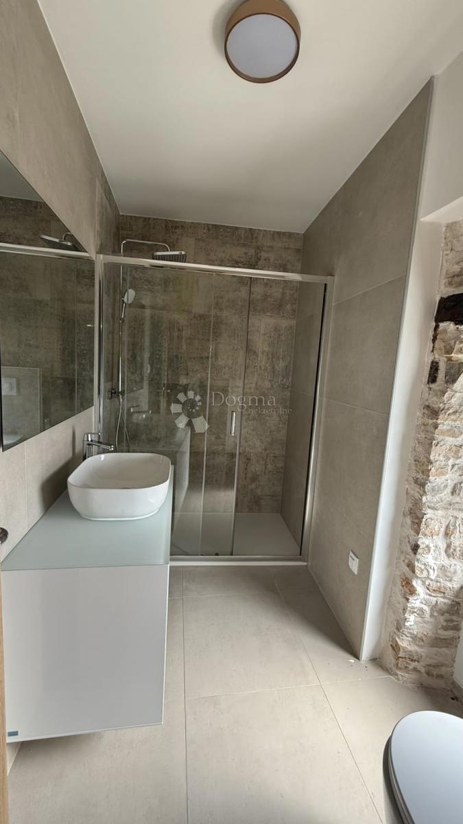 BELLISSIMA CASA IN PIETRA RISTRUTTURATA