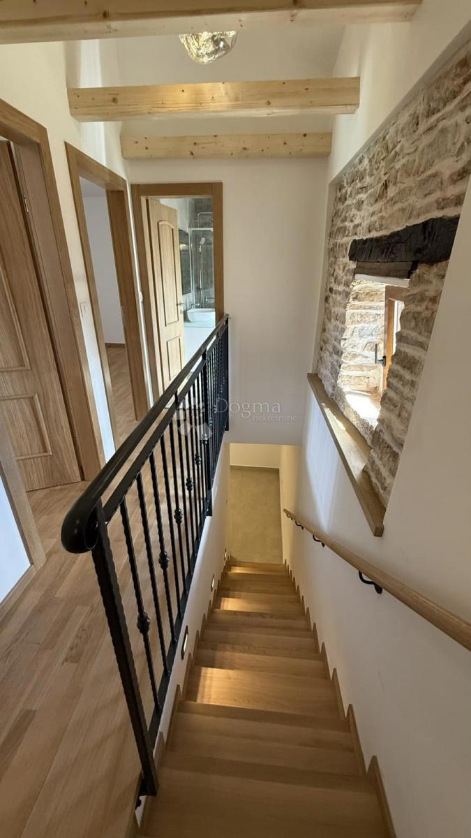 BELLISSIMA CASA IN PIETRA RISTRUTTURATA