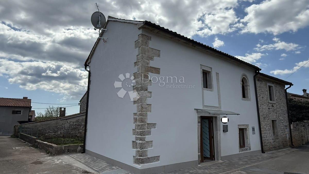 BELLISSIMA CASA IN PIETRA RISTRUTTURATA