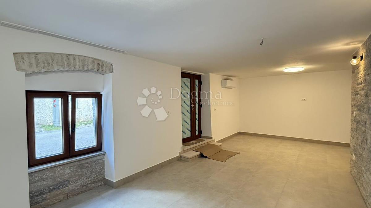 BELLISSIMA CASA IN PIETRA RISTRUTTURATA