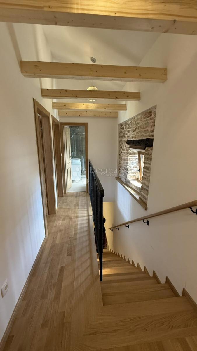 BELLISSIMA CASA IN PIETRA RISTRUTTURATA