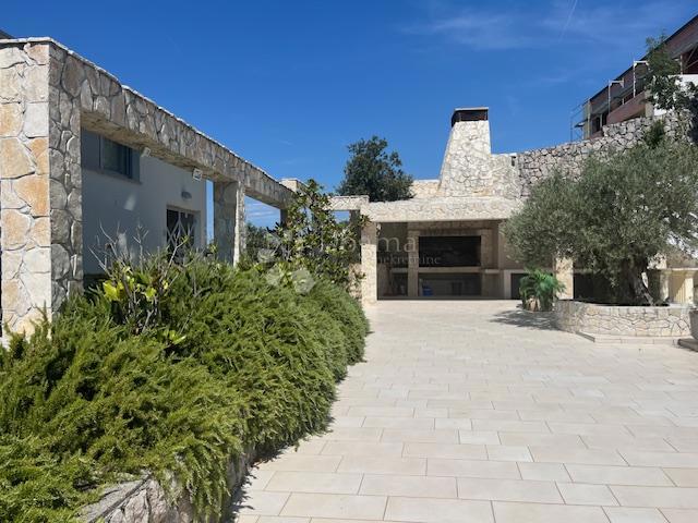 Casa Dramalj, Crikvenica, 440m2