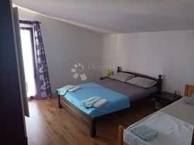 Casa Rovanjska, Jasenice, 347,30m2