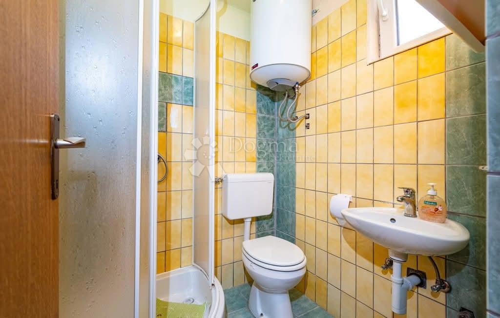 Casa Rovanjska, Jasenice, 347,30m2