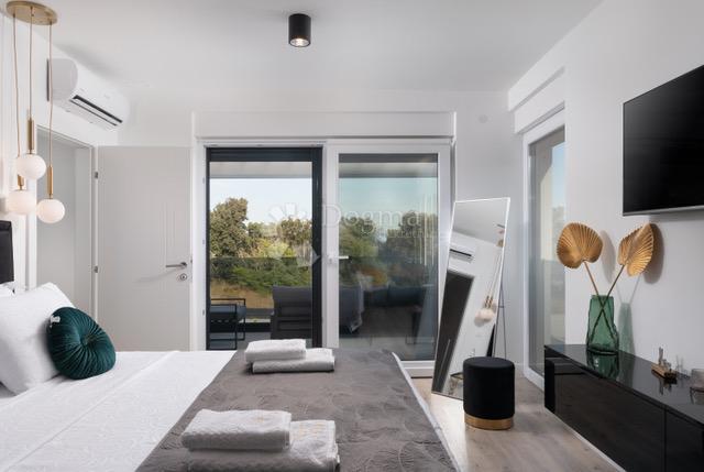 Casa Zaton, Nin, 220m2