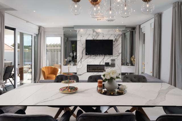 Casa Zaton, Nin, 220m2