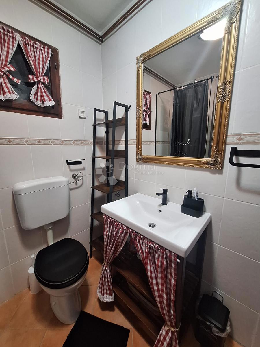 Casa Jošan, Udbina, 100m2