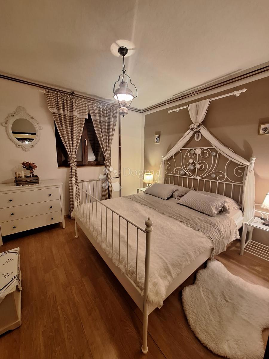 Casa Jošan, Udbina, 100m2