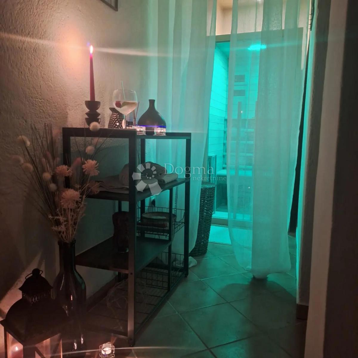 Casa Jošan, Udbina, 100m2