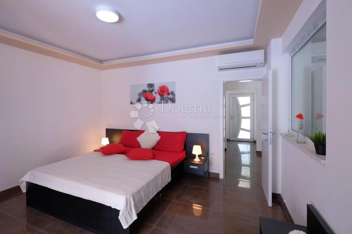 Casa Svetvinčenat, 230m2
