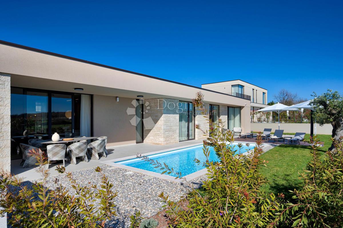 Villa esclusiva smart home, completamente attrezzata, con vista aperta