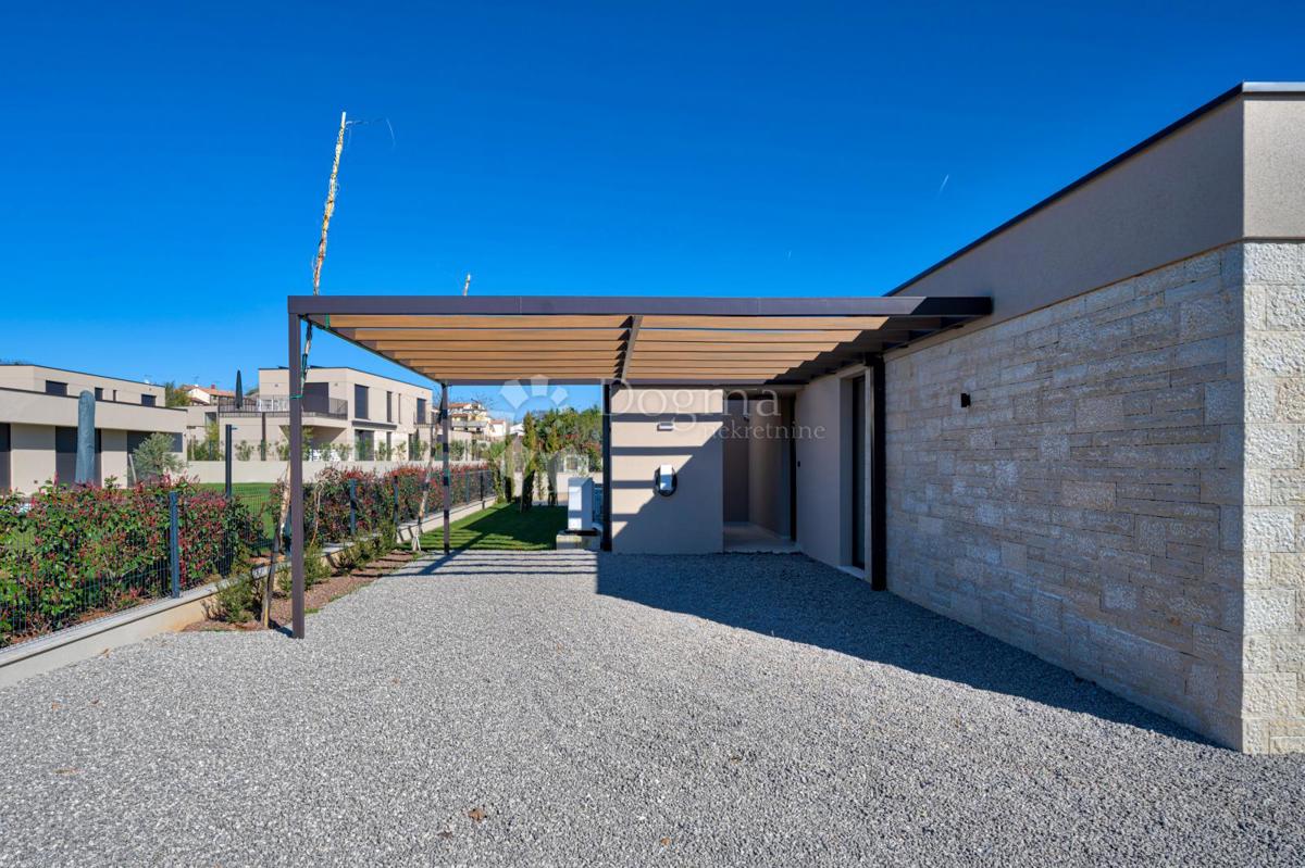 Villa esclusiva smart home, completamente attrezzata, con vista aperta