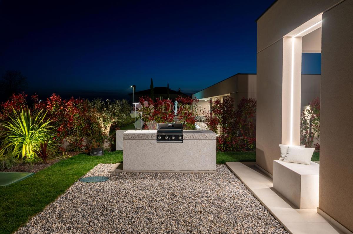 Villa esclusiva smart home, completamente attrezzata, con vista aperta