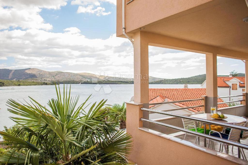 Casa Žaborić, Šibenik - Okolica, 337m2