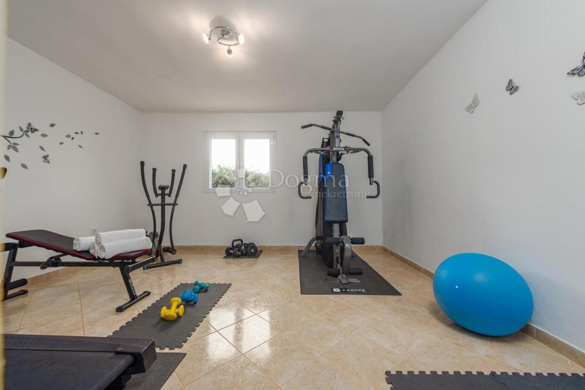 Casa Mrljane, Pašman, 270m2
