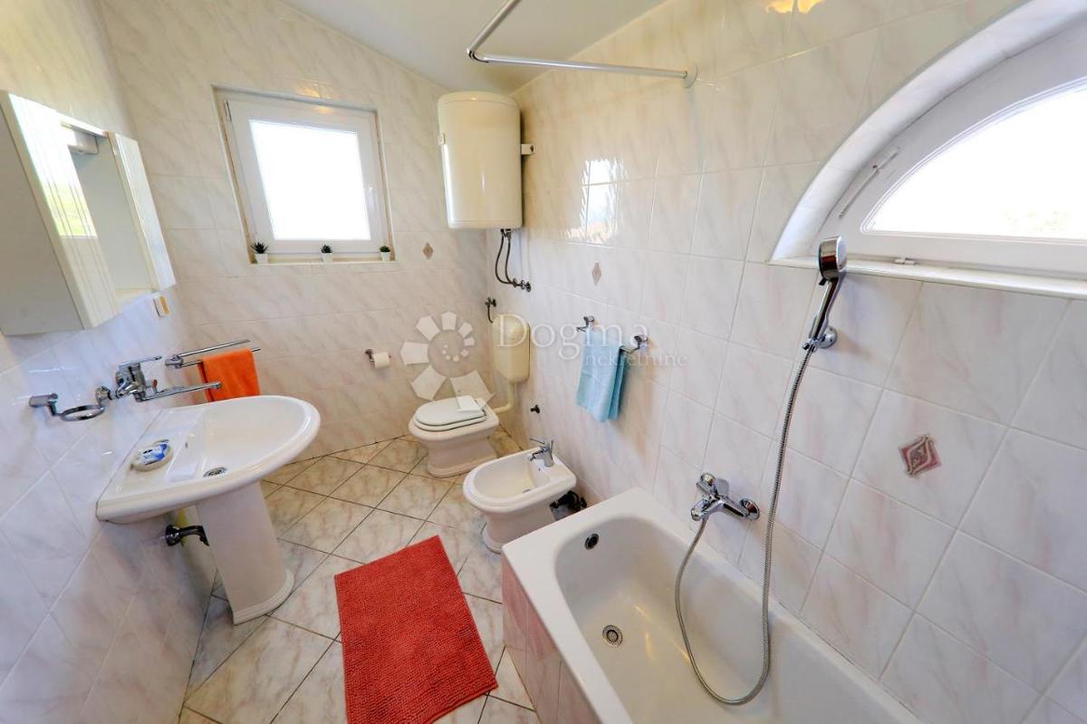 Casa Mrljane, Pašman, 270m2