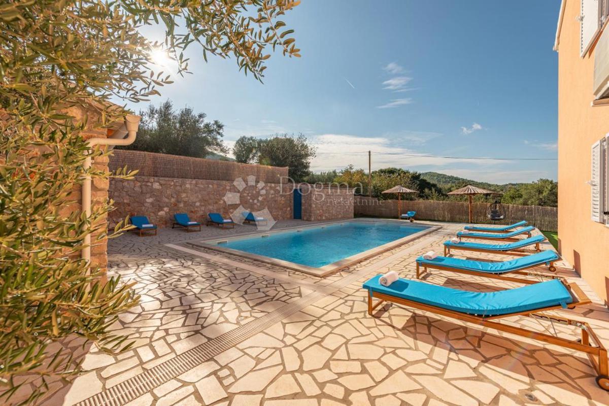 Casa Mrljane, Pašman, 270m2