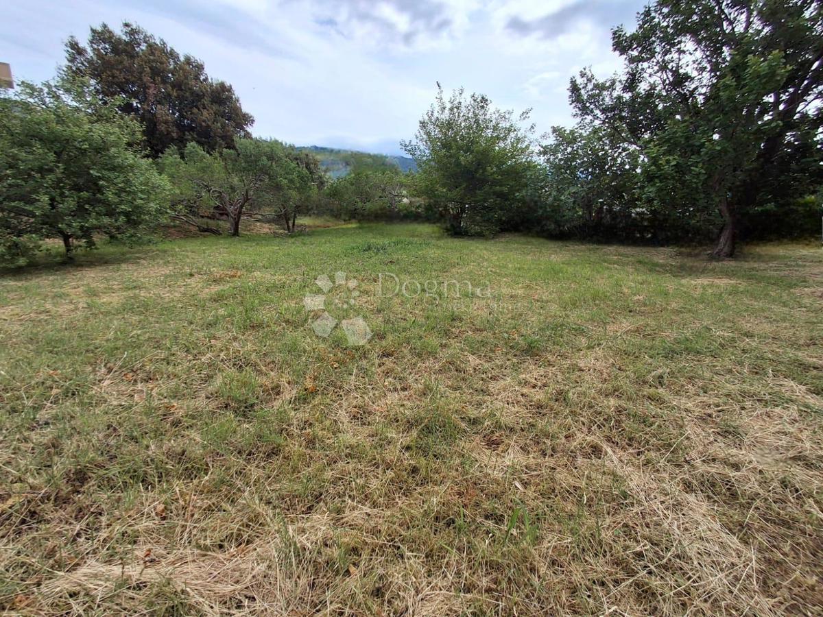 Terreno edificabile Banjol, Rab, 532m2
