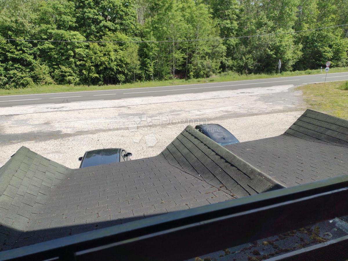 Locale commerciale Batinova Kosa, Topusko, 700m2