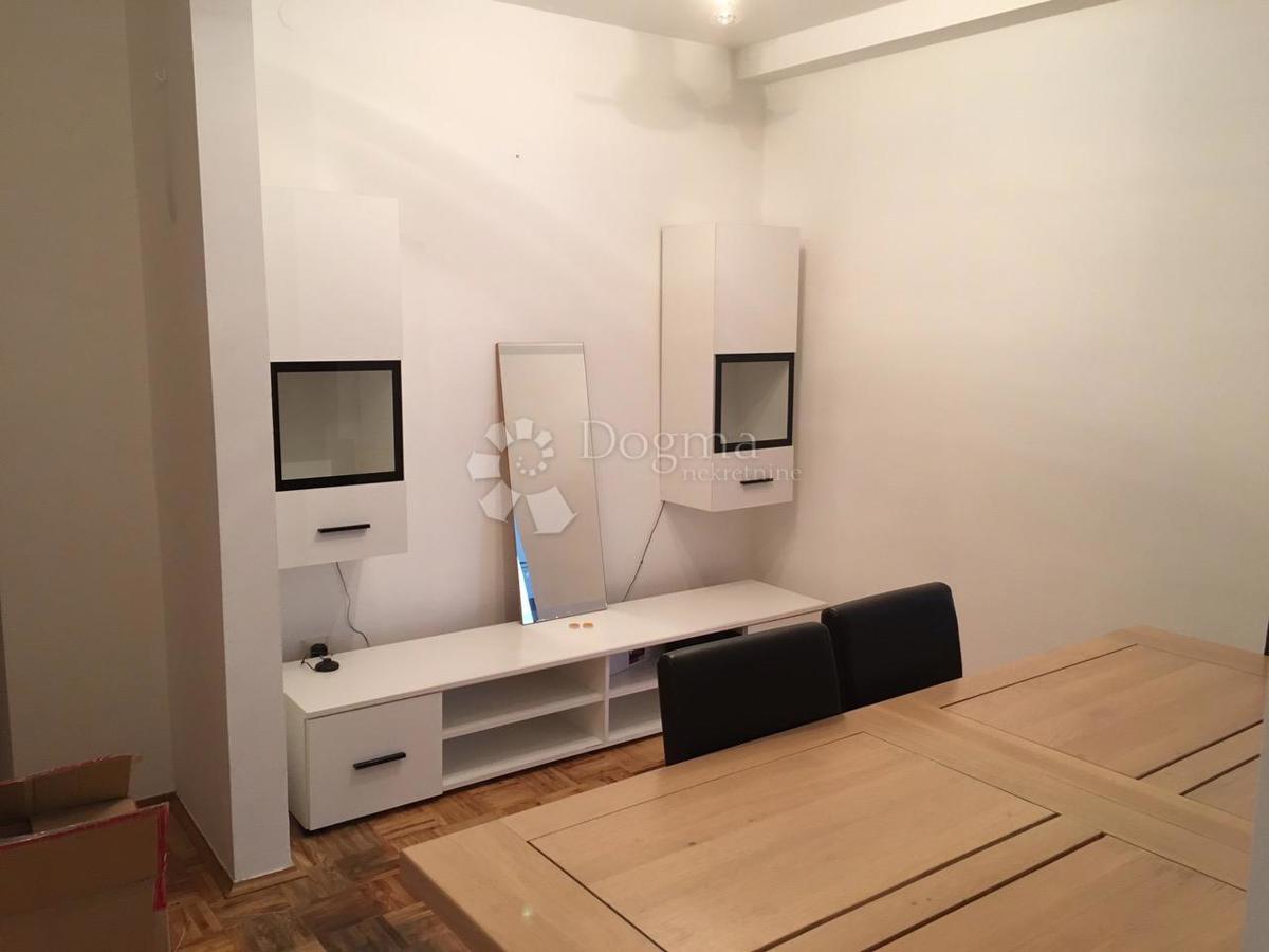 Casa Resnik, Peščenica - Žitnjak, 240m2