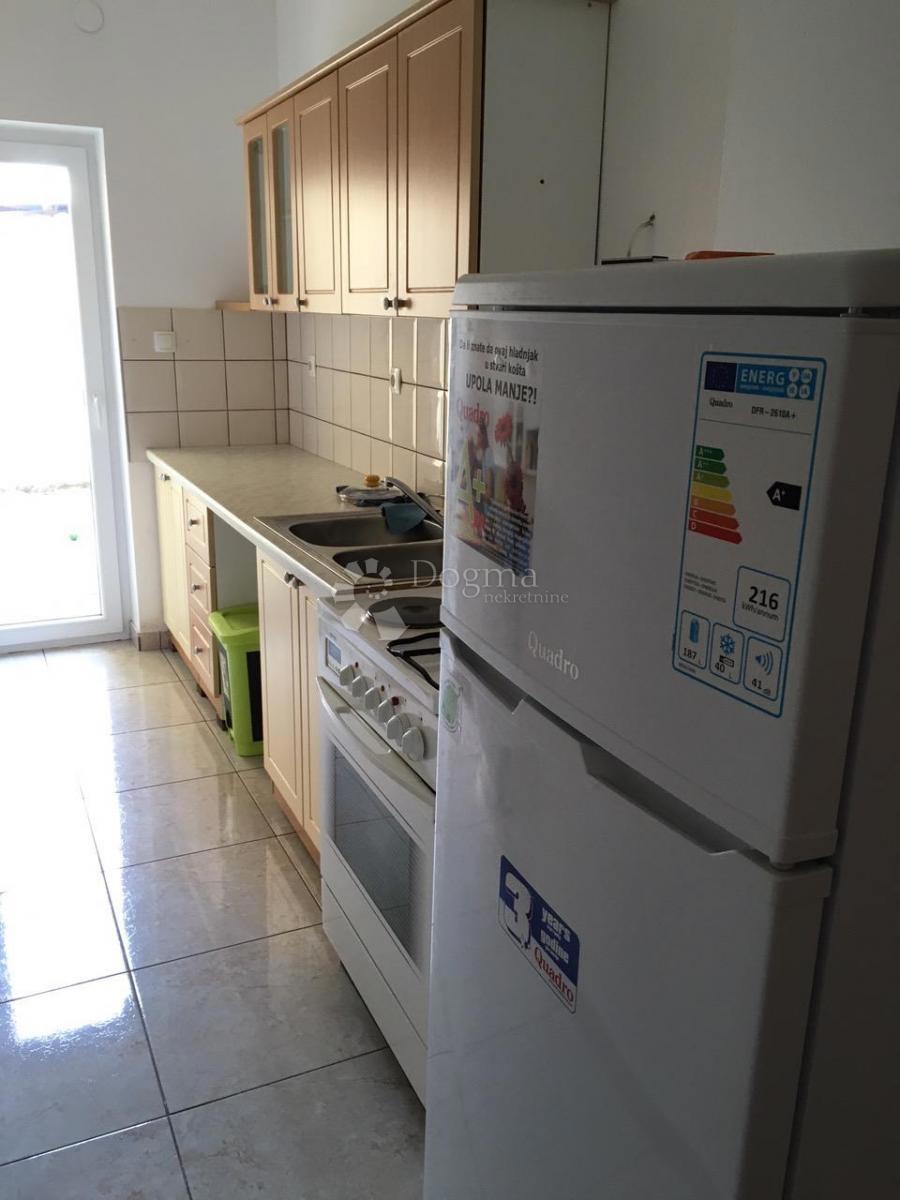 Casa Resnik, Peščenica - Žitnjak, 240m2