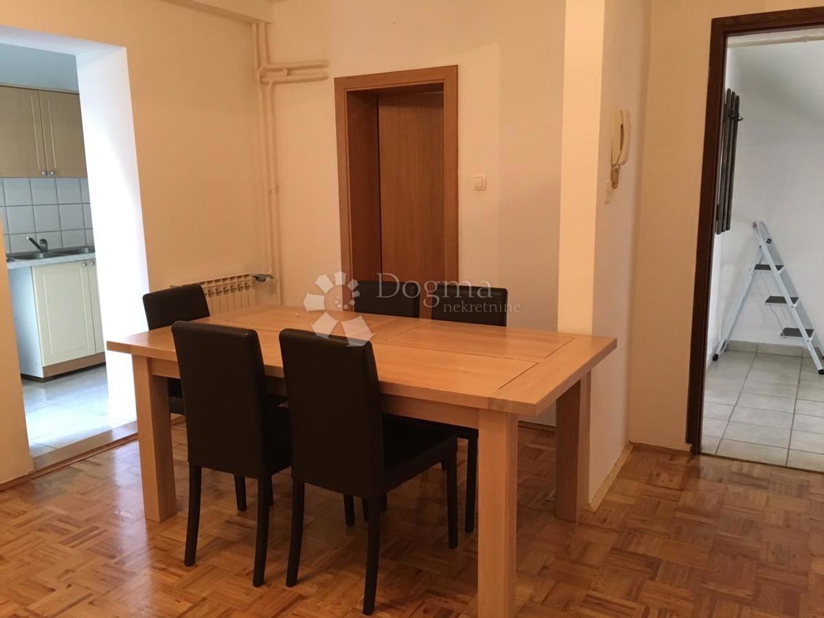 Casa Resnik, Peščenica - Žitnjak, 240m2