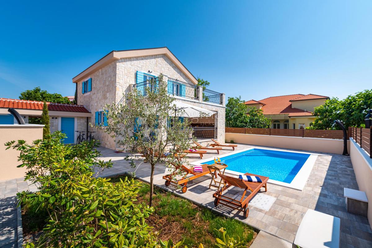 Casa Privlaka, 560m2