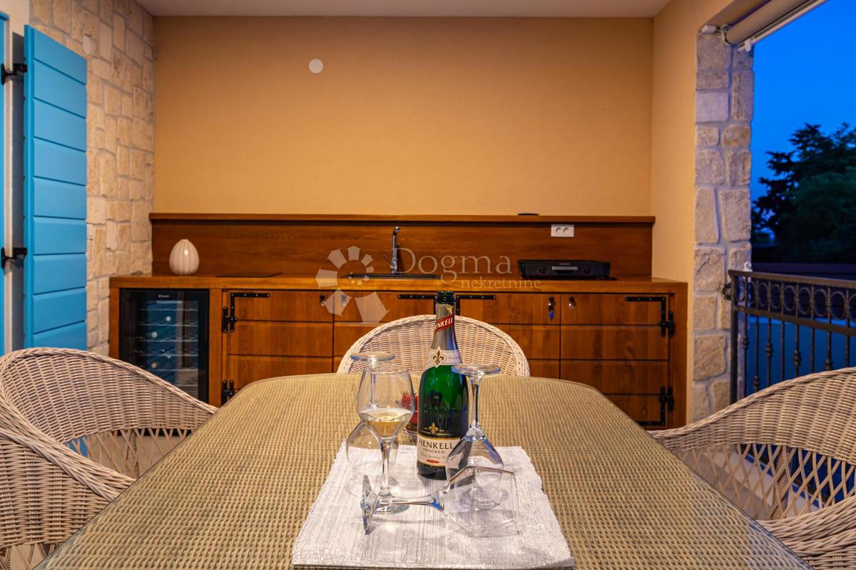 Casa Privlaka, 560m2