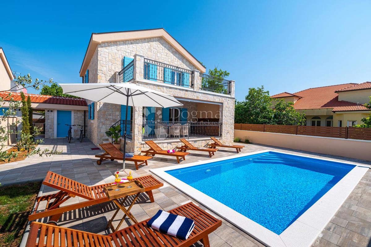 Casa Privlaka, 560m2