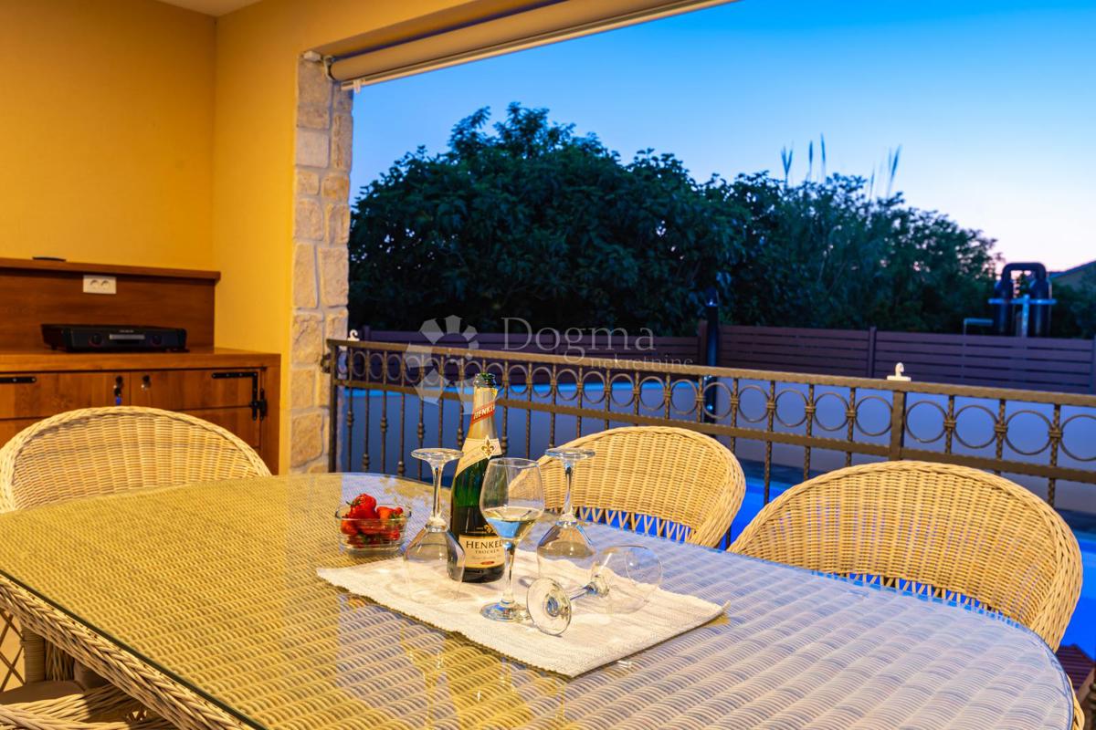 Casa Privlaka, 560m2