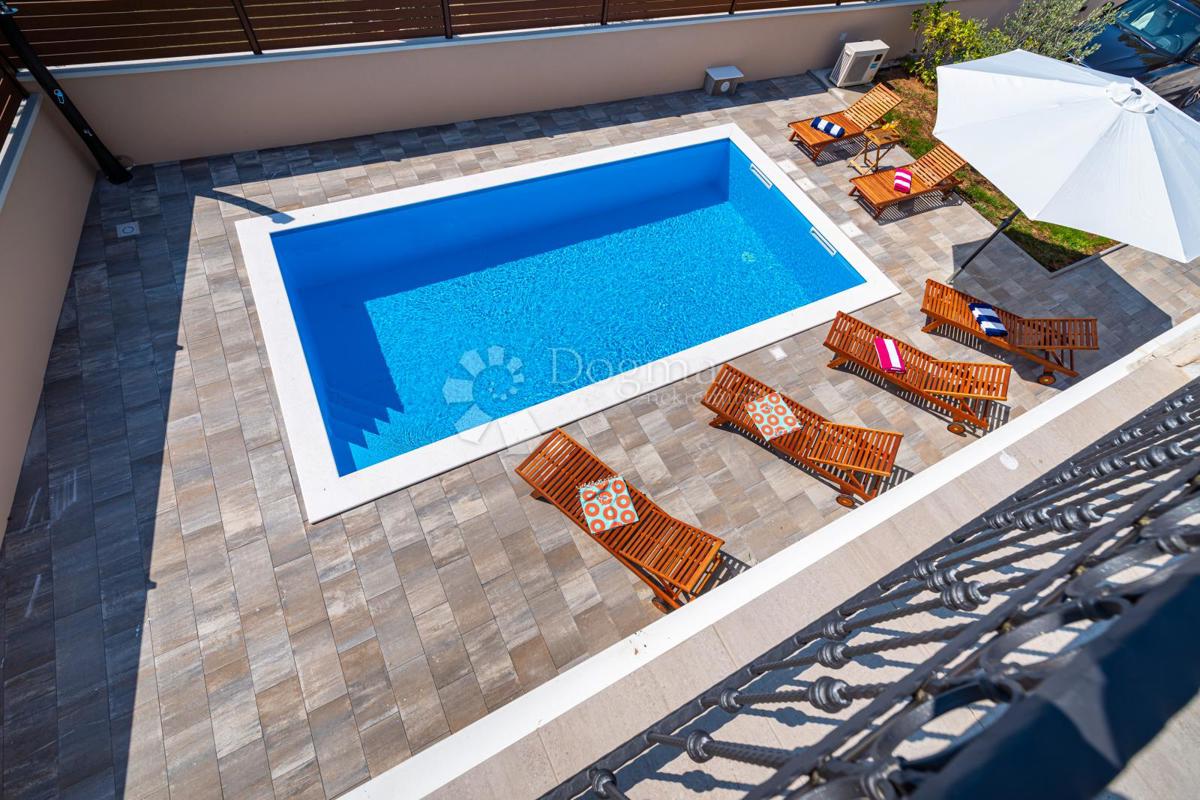 Casa Privlaka, 560m2