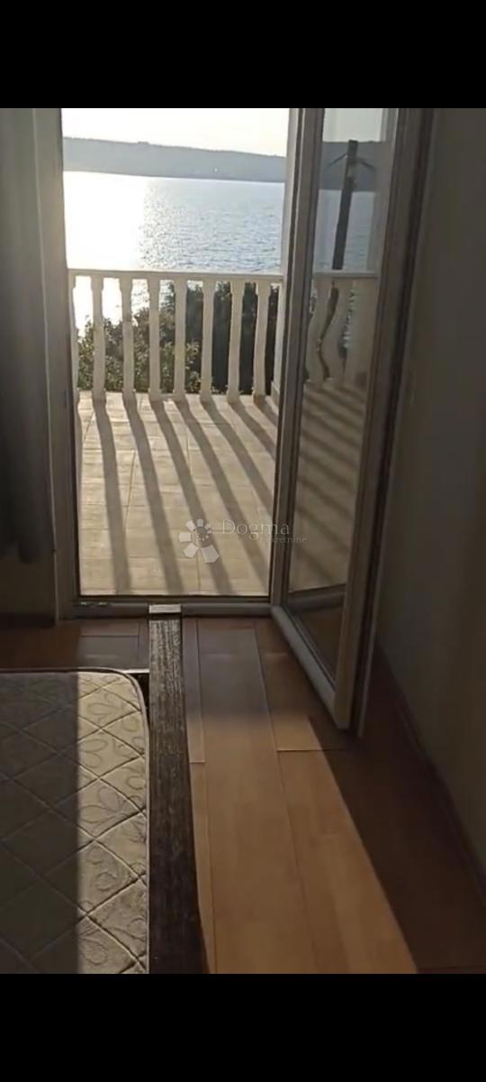 Casa Gornji Karin, Obrovac, 215m2