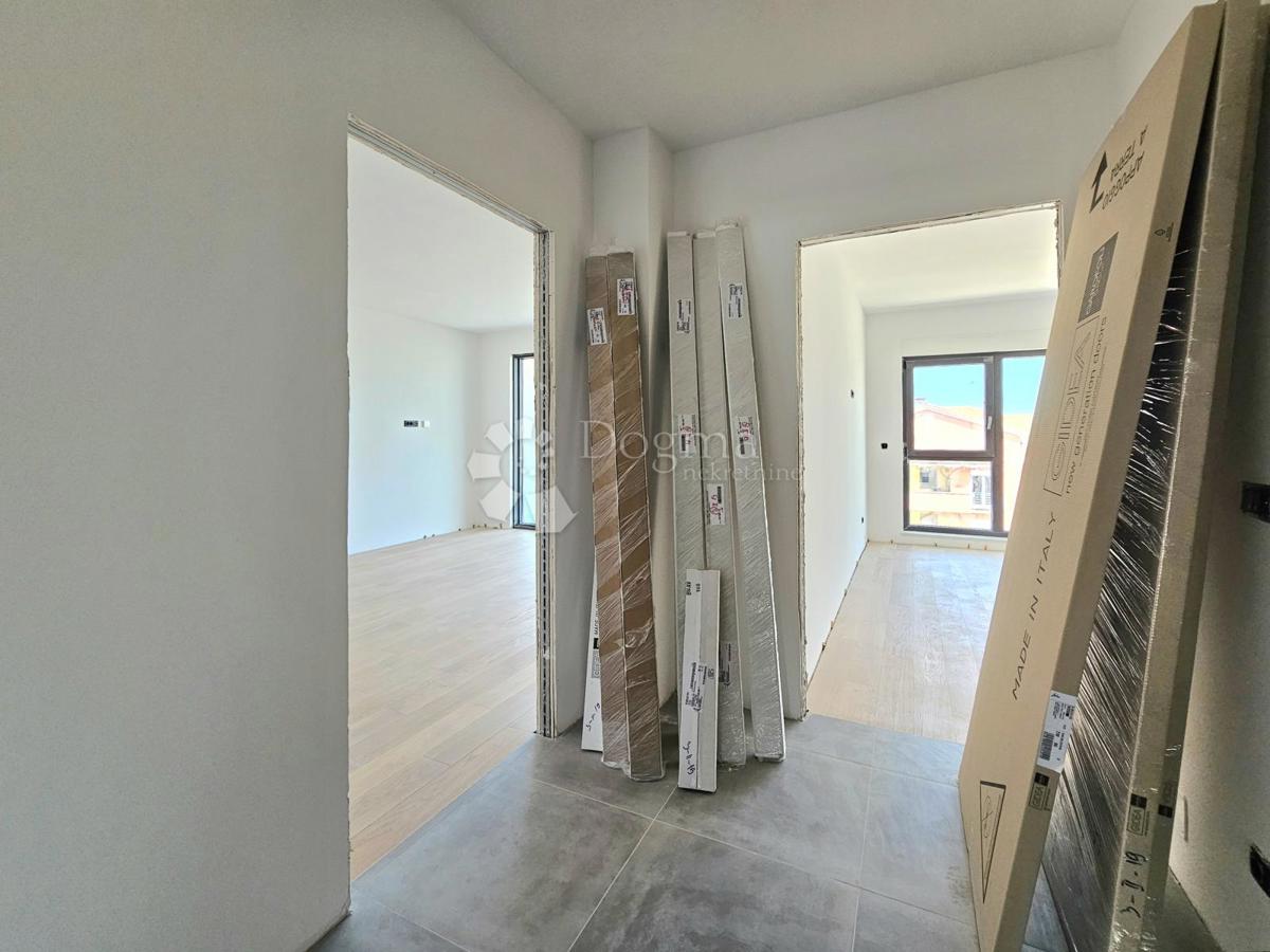 Umago, nuova costruzione,