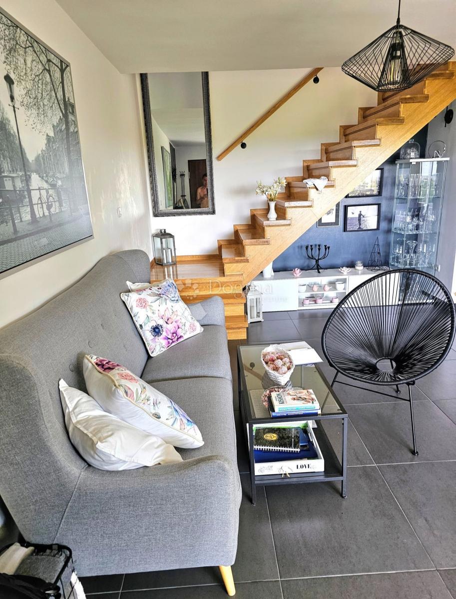 Casa Gornje Psarjevo, Sveti Ivan Zelina, 155,04m2