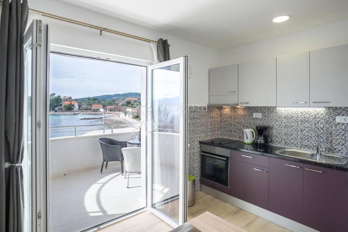 Casa Sućuraj, 258,88m2