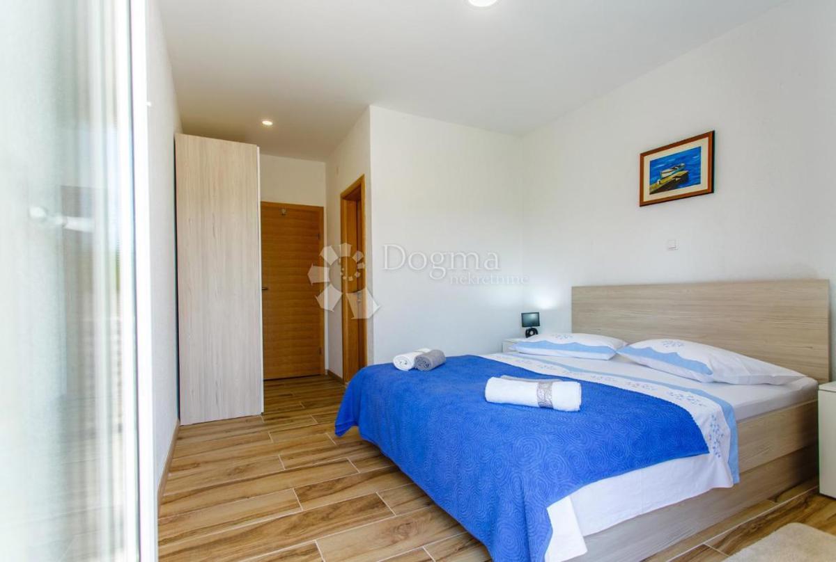 Casa Sućuraj, 258,88m2