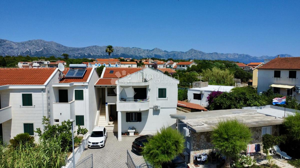 Casa Sućuraj, 258,88m2